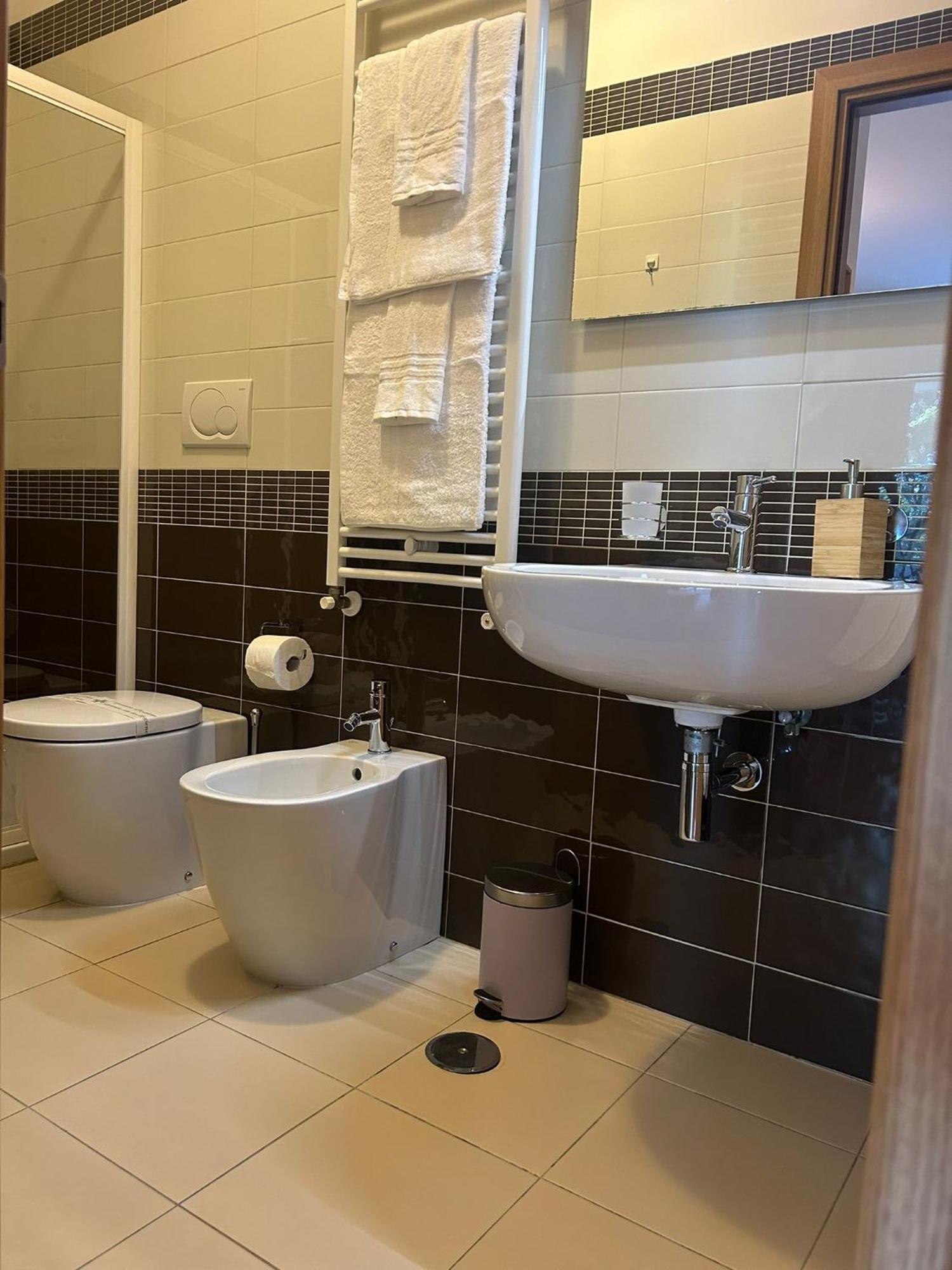 Dina Suite Рим Екстер'єр фото